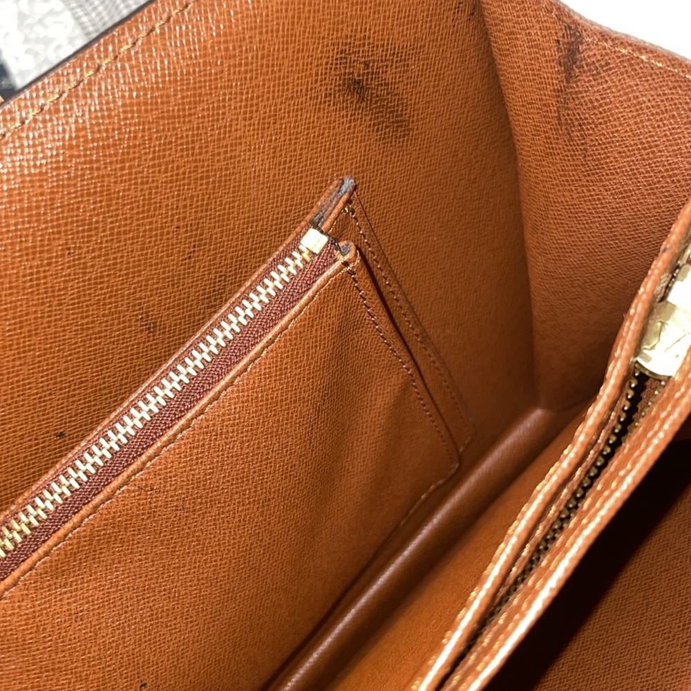 Louis Vuitton Monogram Courcelle Bag - Picture 11 of 15